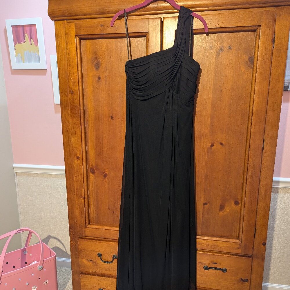 Elegant One Shoulder Black Floor Length Gown